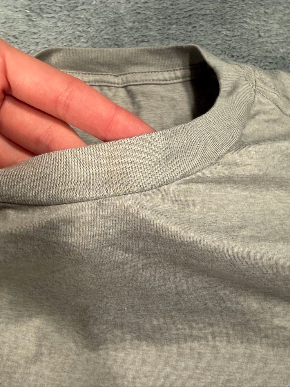 Vuori Gray Crewneck long sleeve shirt - Picture 3 of 12